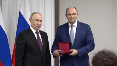 Владимир Путин вручил орден Почёта коллективу Федерации дзюдо Санкт-Петербурга