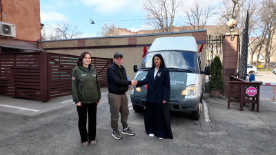 102-й автомобиль передали в зону СВО представители регионального отделения Народного фронта в Петербурге