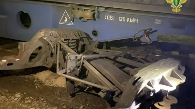 В Челябинской области сошел с рельсов вагон с контейнерами