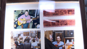 «У каждого свой хвост»: арт-путешествия в мир легендарного поэта-авангардиста, художника Алексея Хвостенко в Фонтанном доме