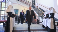 Александр Беглов: Петербург подарил медицинским сёстрам песню в день их профессионального праздника
