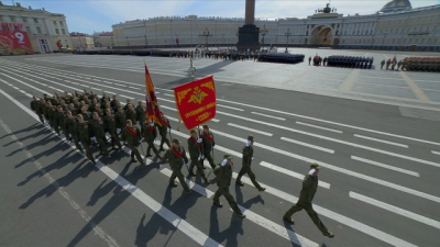 В Петербурге начался Парад Победы на Дворцовой площади