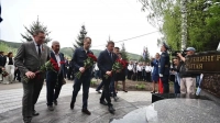 Борис Пиотровский открыл памятник в Горно-Алтайске в честь 81-й годовщины Победы