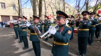 Праздник у дома ветерана: Петербург присоединился к трогательной акции, в канун Дня Победы проходящей по всей России