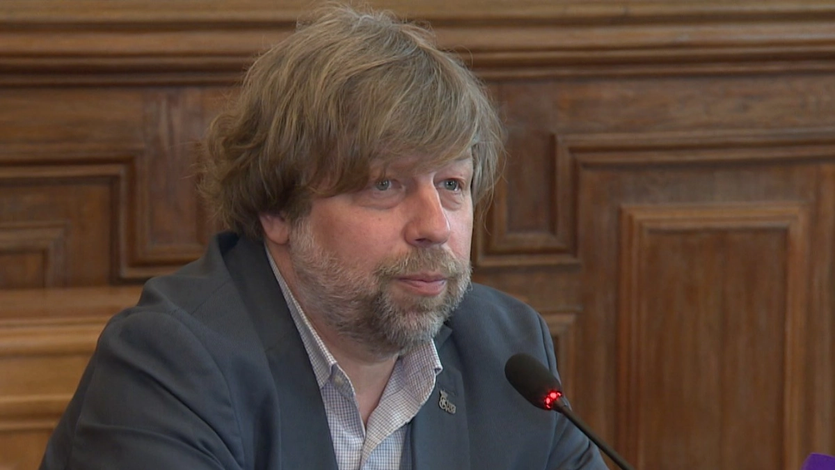 Остаток собранных на защиту Александра Бутягина средств передадут в фонд помощи онкобольным - tvspb.ru