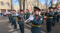 Росгвардейцы провели два персональных парада Победы под окнами у ветерана и блокадника