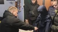«Вели себя неуважительно»: в Петербурге рецидивист порезал гостей во время застолья