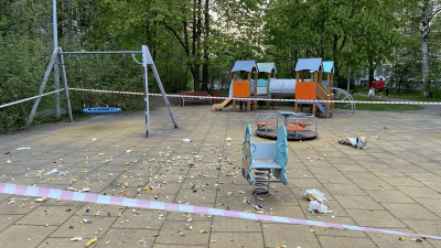 На детской площадке у дома №55 по проспекту Маршала Блюхера произошёл взрыв: пострадавших нет