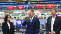 В аэропорту Пулково открылась фотовыставка об истории ПМЭФ