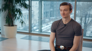 Анкета. Новый премьер балетной труппы Мариинского театра Александр Сергеев — о мечте стать милиционером, детском прозвище и идеальной музыке для свидания