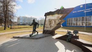 Памятники Победы. Памятник «Футболистам блокадного Ленинграда»
