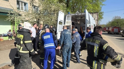 Три человека пострадали при обрушении общежития в Калужской области