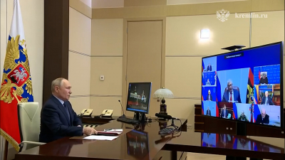 Владимир Путин обсудил с Совбезом РФ обеспечение безопасности на выборах в Госдуму