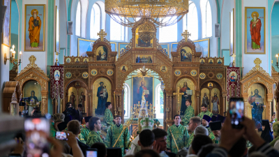 Александр Беглов: Освящение Святейшим Патриархом Московским и всея Руси Кириллом закладного камня храма в честь Святого Праведного Иоанна Кронштадтского – важный шаг в укреплении духовных ценностей и сохранении исторической памяти