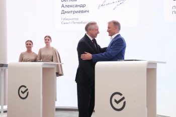 Александр Беглов: В сотрудничестве со Сбером город охватит оплатой по биометрии все виды петербургского общественного транспорта