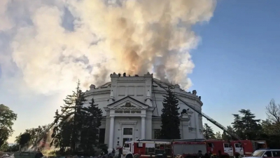 Специалисты начали оценивать ущерб после пожара в Панораме обороны Севастополя