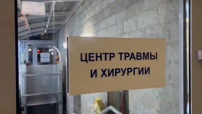 Инспекторы ГАИ помогли доставить ребенка с переломом в стационар в Петербурге
