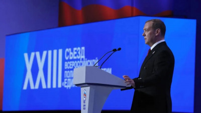 Дмитрий Медведев: Сергей Лавров, Сергей Собянин и военкор Евгений Поддубный возглавят федеральную пятерку «Единой России»
