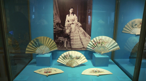 Детали. Выставка «Веера императрицы Марии Фёдоровны. 1860–1910 годы» в Государственном Эрмитаже