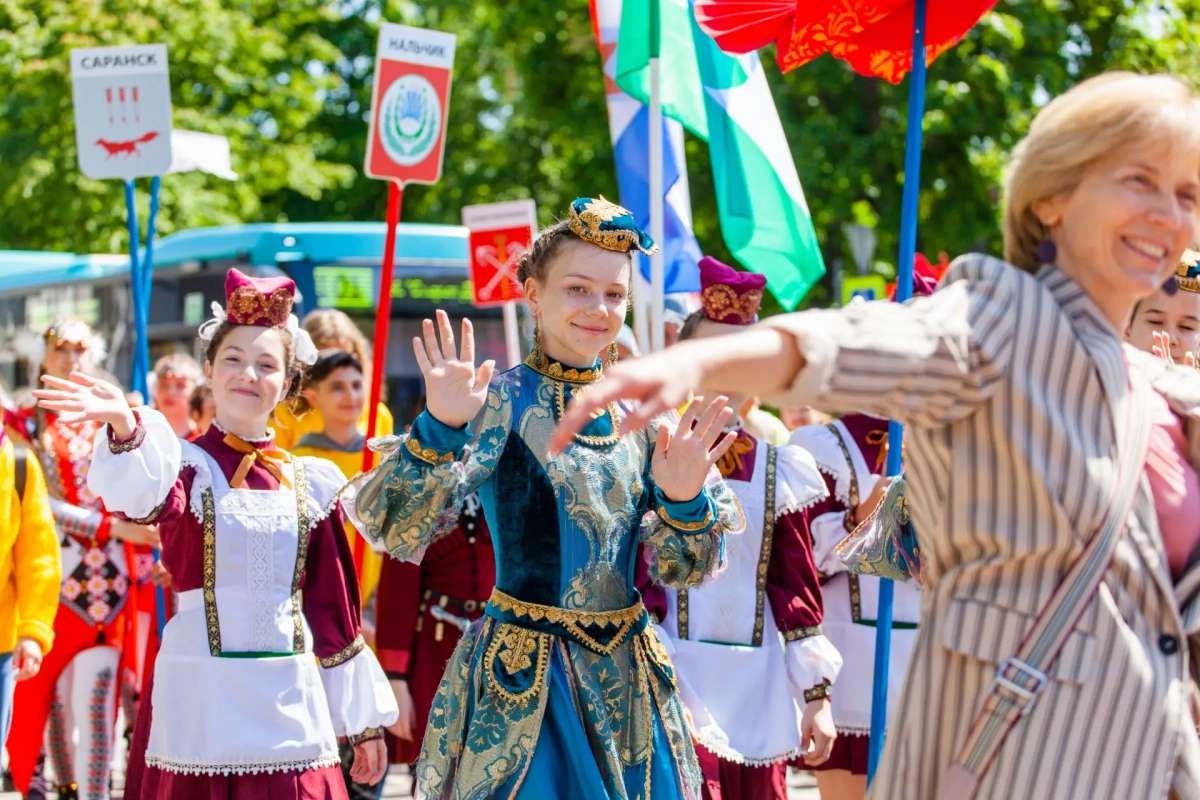 Александр Беглов: В Петербурге пройдут фестивали культуры славянских и финно-угорских народов, этносов Поволжья и Кавказа – более 100 мероприятий в рамках реализации новой Стратегии государственной национальной политики - tvspb.ru