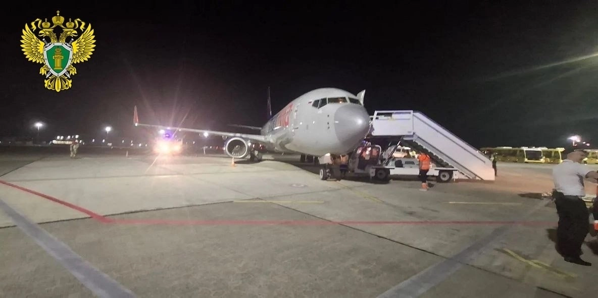 Самолет из Сочи в Архангельск совершил вынужденную посадку после ЧП в воздухе - tvspb.ru