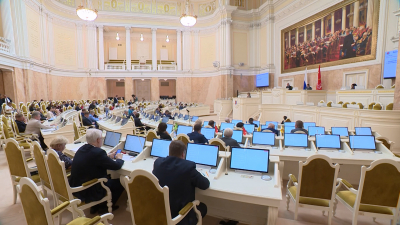 Более 1,4 трлн рублей поступило в бюджет Петербурга в 2025 году