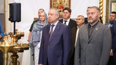 Александр Беглов и Александр Бельский приняли участие в торжественном богослужении, посвященном памяти святого князя Владимира