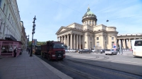 600 тысяч «квадратов» дорог отремонтировали в Петербурге с начала года