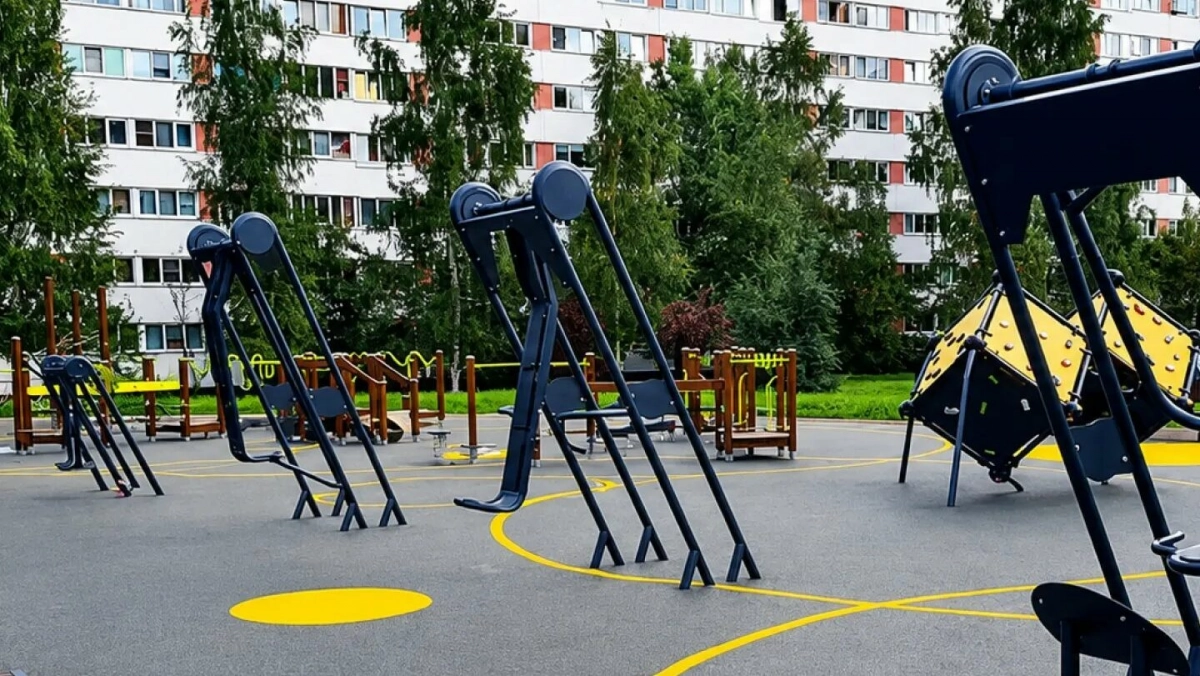 По программе «Петербургские дворы» в городе появятся 197 детских и 86 спортивных благоустроенных площадок - tvspb.ru