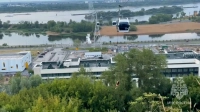 В Нижнем Новгороде люди застряли в кабинках канатной дороги: МЧС показало, как их возвращают на землю
