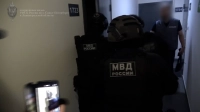 В Петербурге ФСБ задержала мужчину, помогавшего украинским мошенникам через SIM-боксы