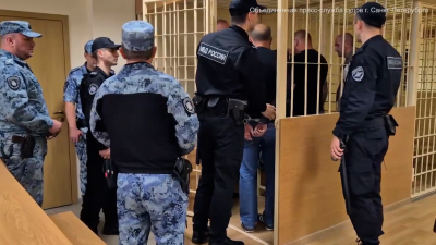 В Петербурге вынесли приговор мошенникам, инсценировавшим угоны люксовых авто для страховых выплат