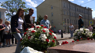Петербург празднует День воинской славы России и годовщину победы в Полтавской битве