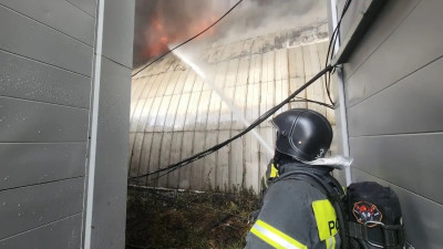Причины крупного пожара на Софийской улице выяснит прокуратура