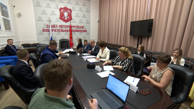 «Единая Россия» подала документы в горизбирком на 105 кандидатов в парламент Петербурга