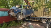 Автохлам вне закона: в Выборгском районе эвакуировали разукомплектованные машины