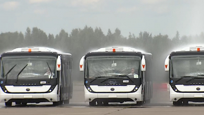 В Пулково полностью обновили парк перронных автобусов