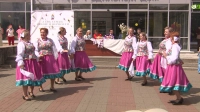 Многонациональный хоровод семей прошел в Родильном доме Петербурга