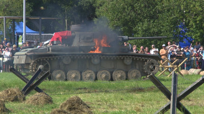 «Бой на подступах к Ленинграду» воссоздали в Ладожском парке