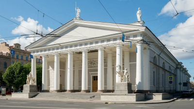 Скульптуры Диоскуров у Манежа отреставрируют прямо на постаментах