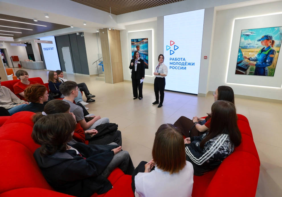Александр Беглов: В Петербурге открылся первый Кадровый центр «Работа молодёжи России» – площадка полного цикла от профориентации до трудоустройства - tvspb.ru