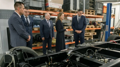 Прокурор Санкт-Петербурга Андрей Гуришев провел рабочую поездку в Петроградский район