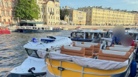 Столкновение судов в самом центре города: прокуратура разбирается в ЧП на канале Грибоедова