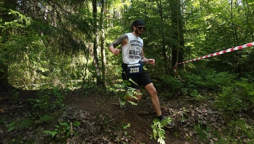 Более 2 000 участников выйдут на старт La Strada Офф-роуд и Trail - tvspb.ru
