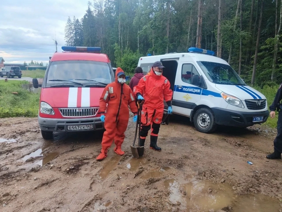 В микрорайоне Чёрная Речка в Сертолово нашли тело человека - tvspb.ru