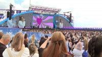 Музыка и активности против непогоды: в Петербурге стартовал VK Fest
