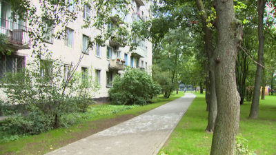 В муниципальном округе Ульянка продолжают благоустраивать территории