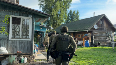 Хотели участок на Пироговской набережной — троих подозреваемых в мошенничестве с недвижимостью задержали в Петербурге