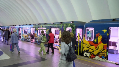 Как в петербургском метро 20 августа будет курсировать арт-состав «Сказки»