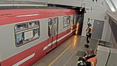 «Нештатное рассоединение» — в метро Петербурга рассказали подробности инцидента на красной ветке